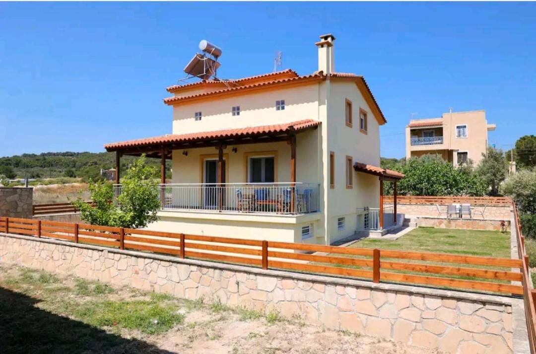 V.a.g.i.a. House Villa